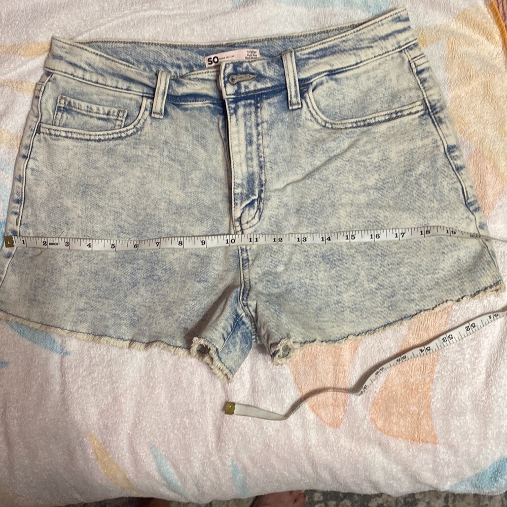 SO Jean shorts